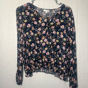 Women’s blouse